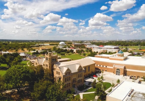 What is the Average Size of a College Ministry in Central Texas?